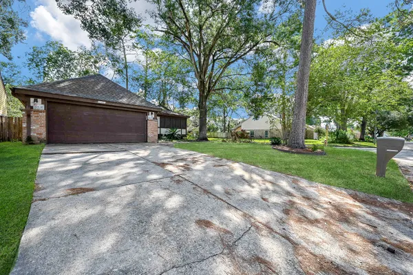 17306 BEAVER SPRINGS DR