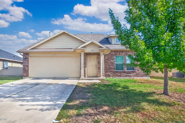 417 FOXGLOVE DR