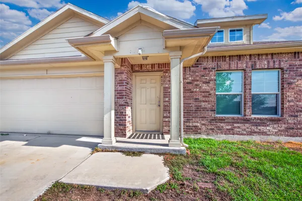 417 FOXGLOVE DR