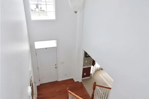 62 MORRIS CRES