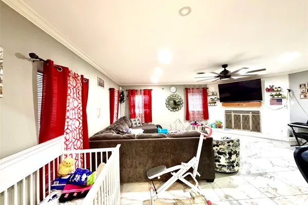 1209 ROSEWOOD HILLS DR