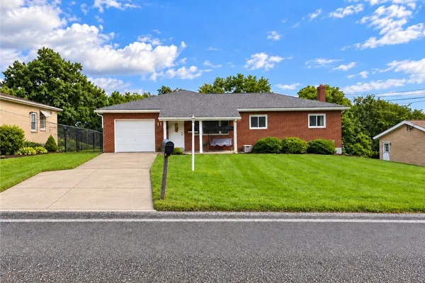 113 ELM DR