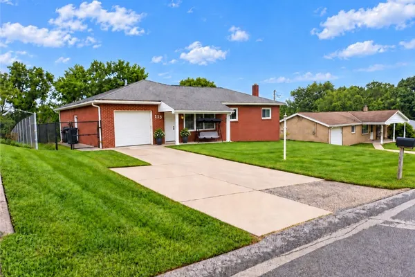 113 ELM DR