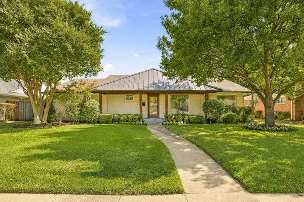 6828 SANTA MARIA LN