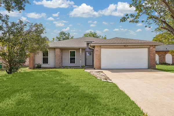 13615 BLAZEY DR