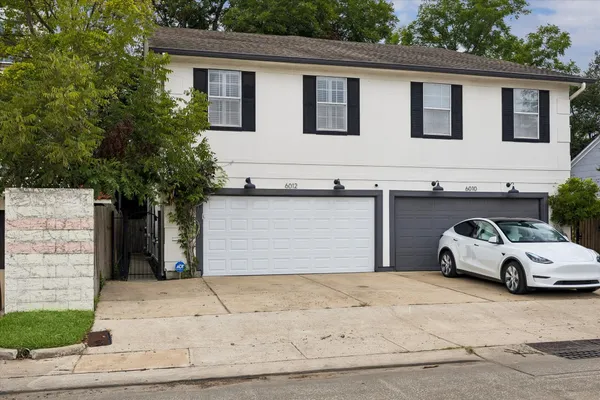 6012 KIRBY DR