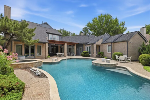 5872 BRIDLE BEND CT