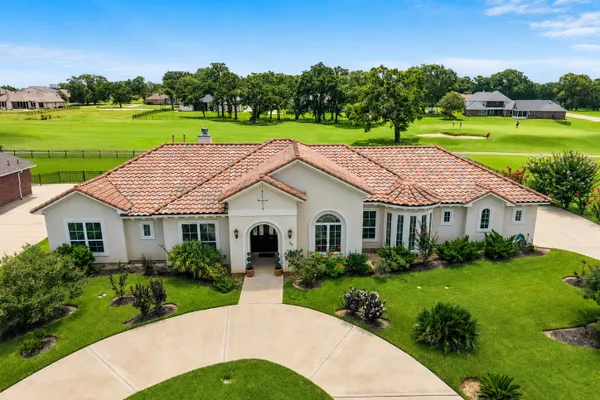 230 LAWRENCE MARSHALL DR