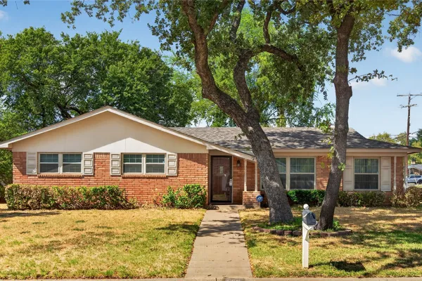 520 CIRCLEVIEW DR
