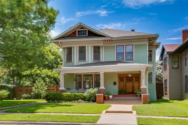105 S WINNETKA AVE