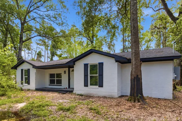 1910 RIVERWOOD TRL
