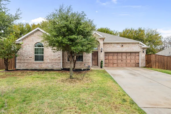 7512 ROSE CREST BLVD