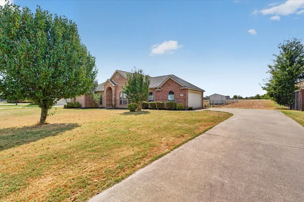 10418 FIRESIDE LN