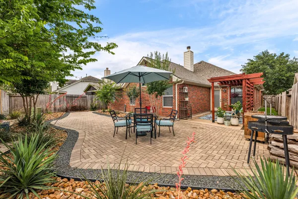 20707 SAPPHIRE LAKE RD