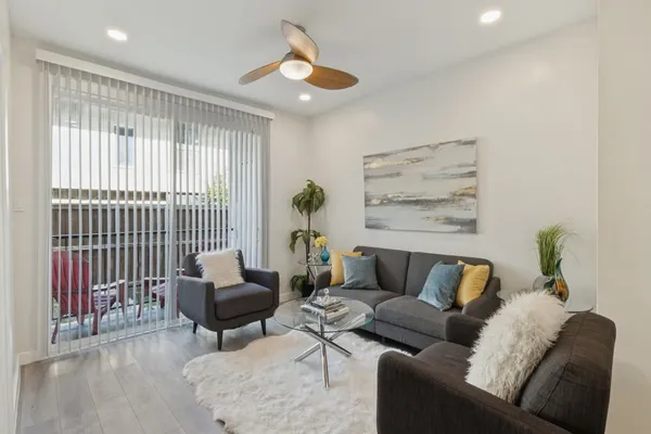 4221 COLE AVE 102