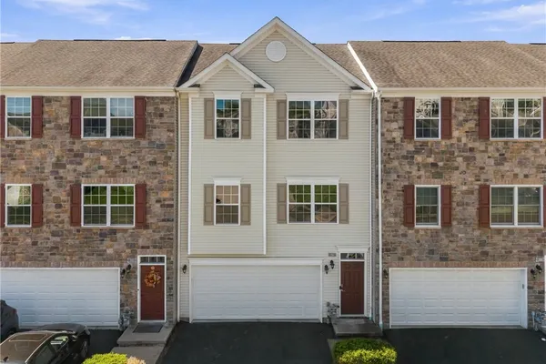 707 FREEDOM DR