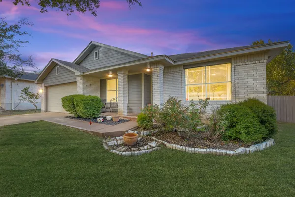 1022 BALANCED ROCK PL