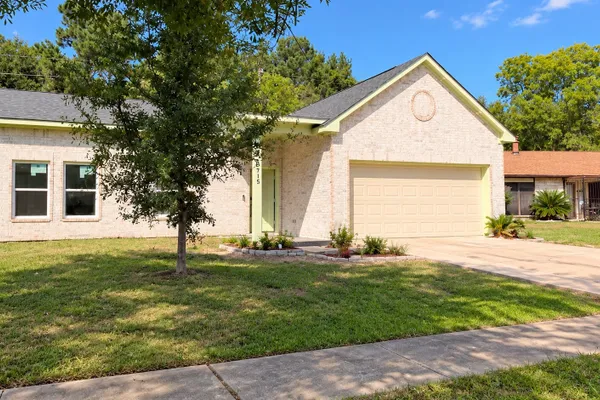8715 VICTORIA FOREST DR