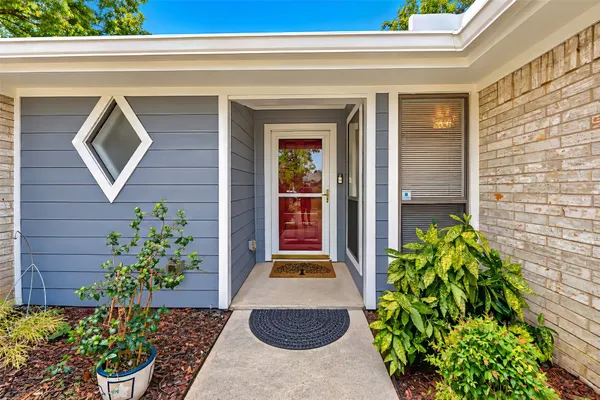 2941 CRESTHAVEN DR