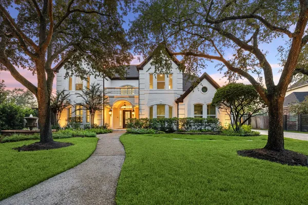5682 GRAND FLORAL BLVD