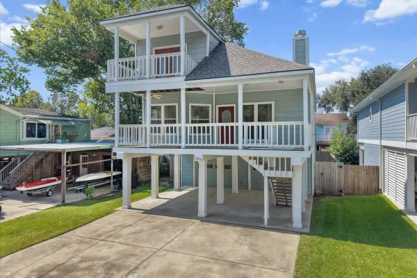 526 PINE RD