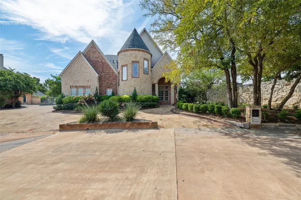 1900 WILDER LN