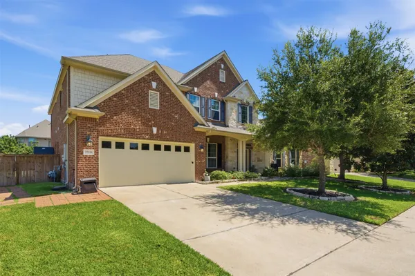 27114 MOSSY CANYON LN