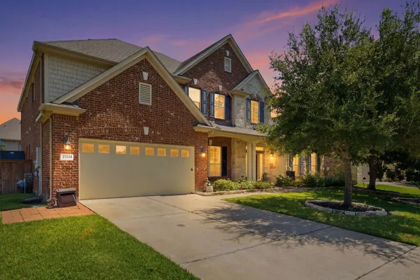 27114 MOSSY CANYON LN