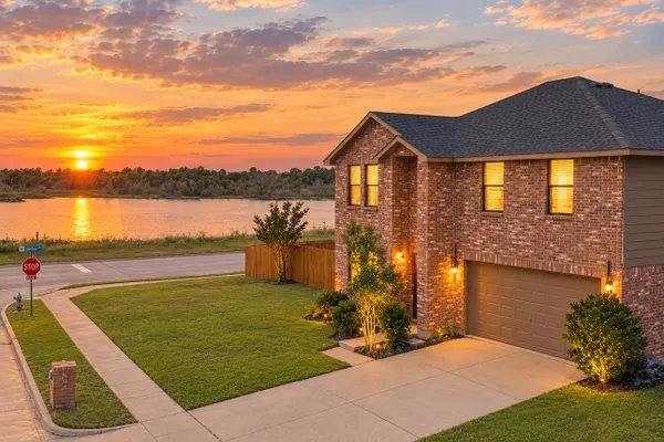 1110 CHILTON DR