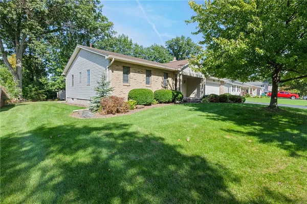 562 VINTAGE LN