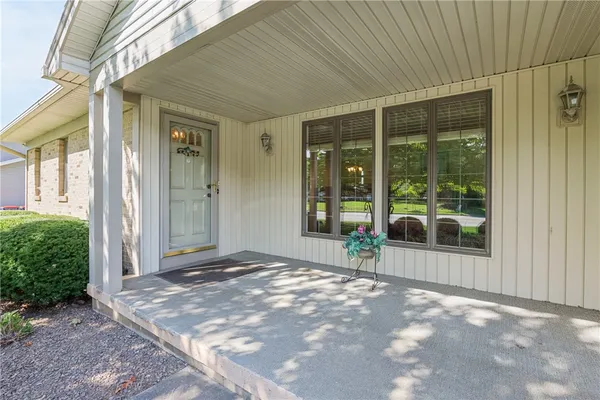 562 VINTAGE LN