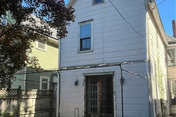 42 PARK ST