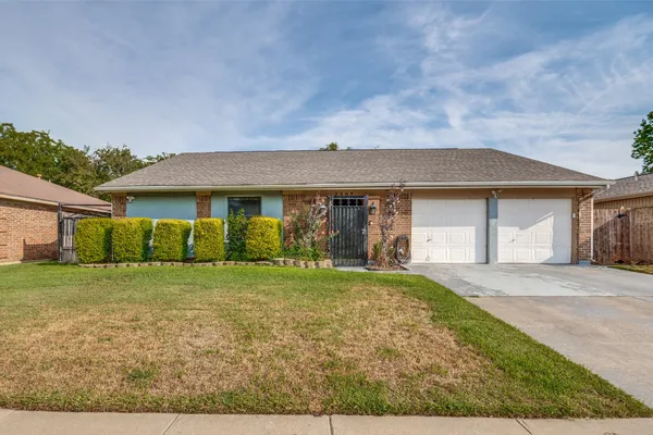 2307 BUSCH DR