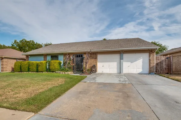 2307 BUSCH DR