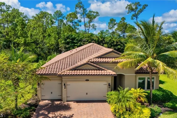 1435 MOCKINGBIRD DR