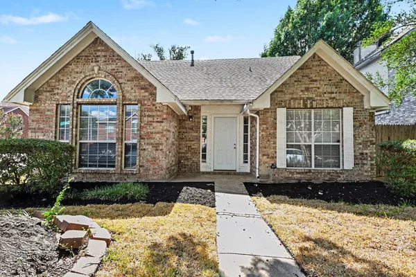 708 WILLOW OAK DR