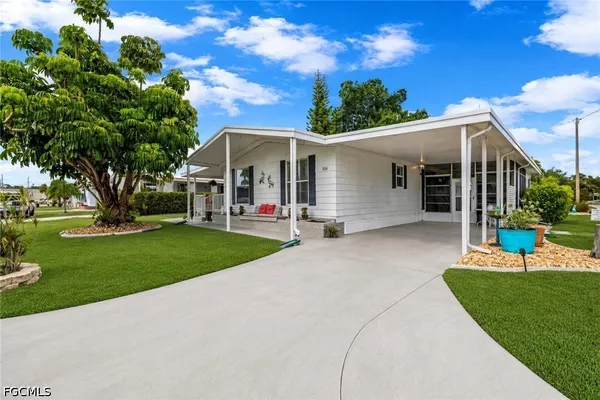 506 BLOSSOM CT