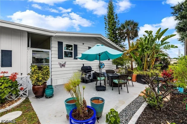 506 BLOSSOM CT