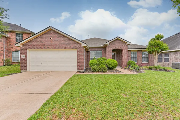 3430 DANBURY CHASE TRL