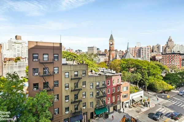 33 GREENWICH AVE 8H