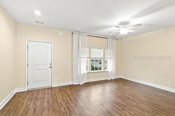 252 ADMIRATION AVE