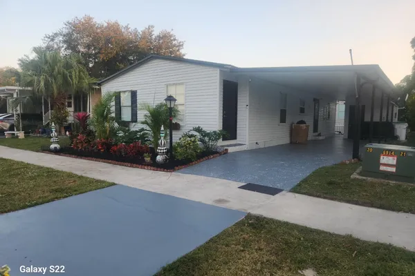 3434 NW 64TH CT K-4
