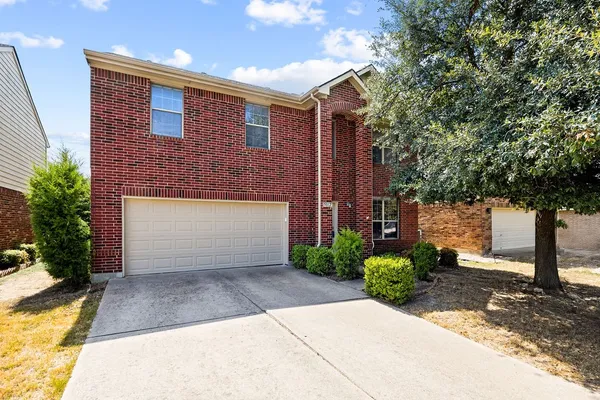 5012 MERIDIAN LN