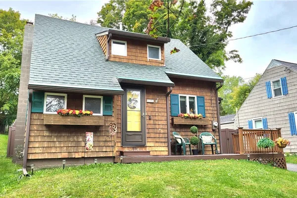 225 MCCLENNAN DR