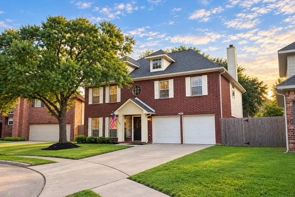 5911 KLAMATH FALLS CT