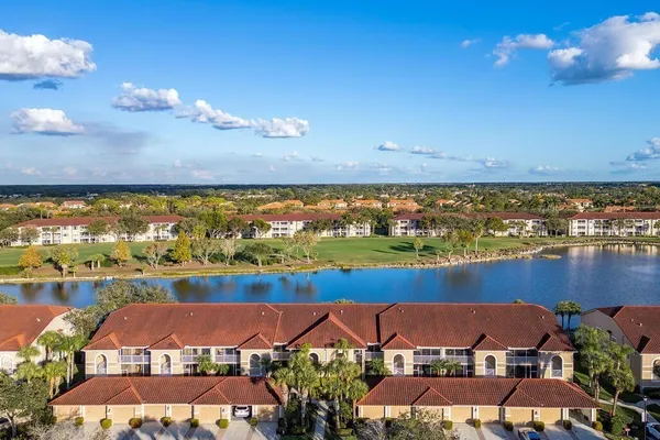 2840 CYPRESS TRACE CIR 1917