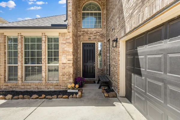 13995 ALDEN LN