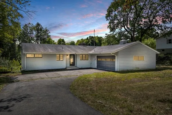 555 ELM STREET EXT