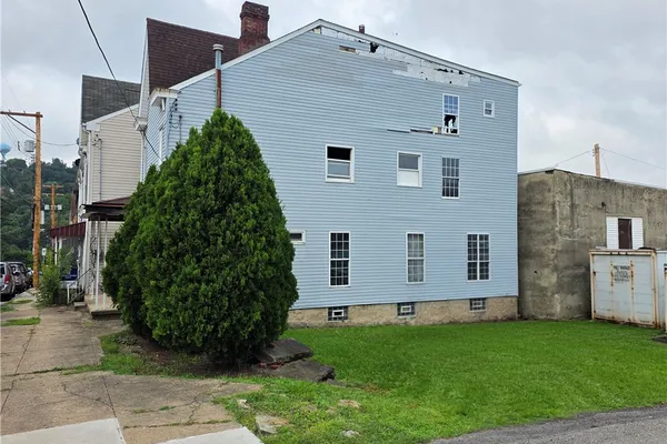 416 ELLA ST