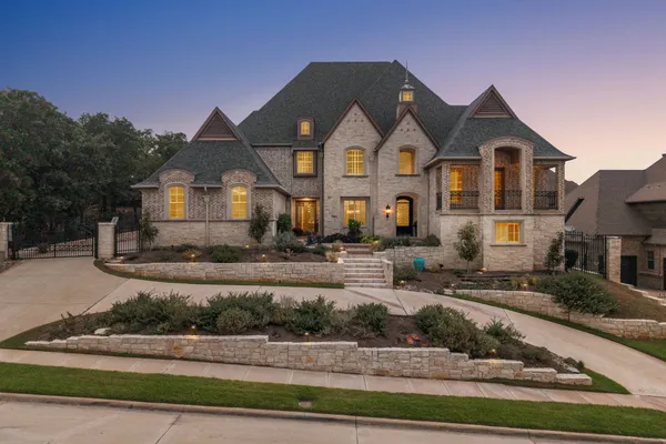 512 RANCHO LAREDO TRL